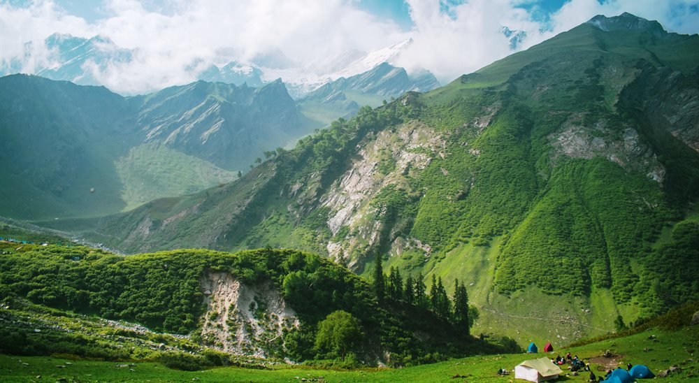 Beas Kund Glacier Trek – A Himalayan Getaway